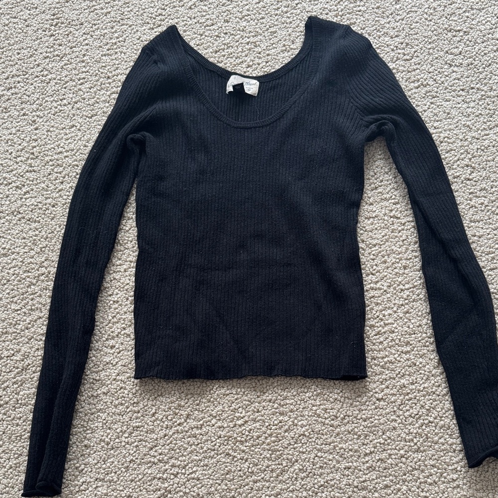 Universal Thread Black Ribbed Knit Top
